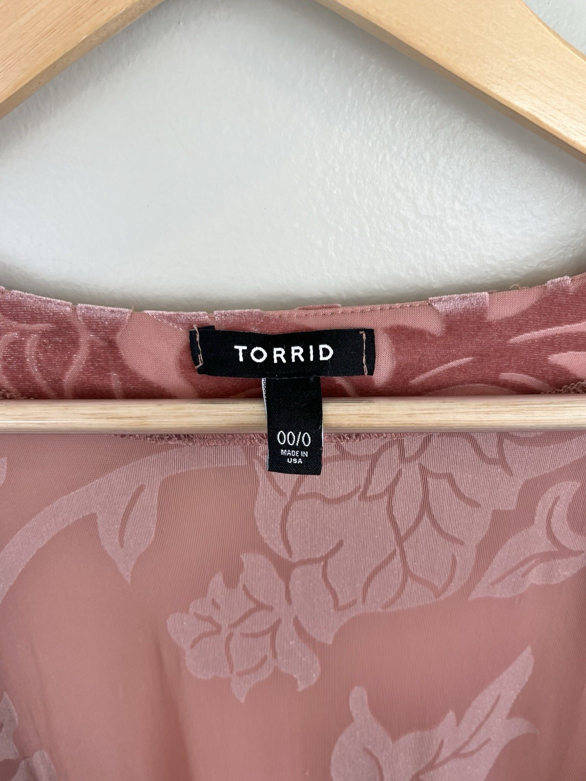 Torrid Lightweight Velvet Burnout Kimono Cardigan Pink Sz 0/00 (M/L) Made In USA