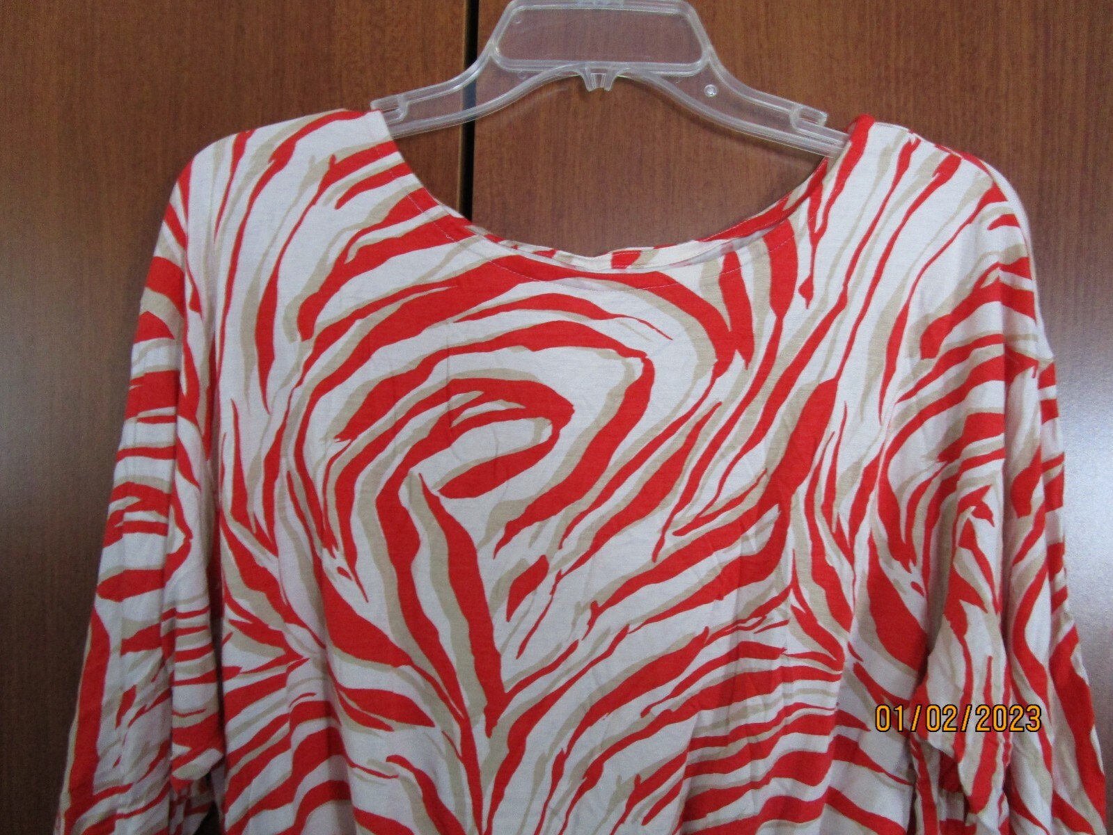 Loft Ann Taylor Tunic Top Sz Medium 100% Rayon Bust 46 Length 23 inches