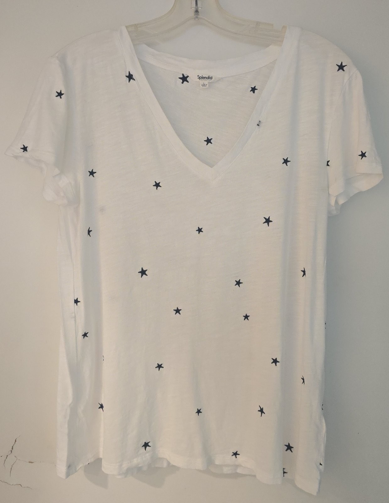 Splendid Collection White Star Embroidered V-Neck Tee Women’s Large