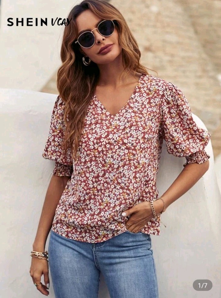 Ladies Multicolor Ditsy Floral Print Shirred Puff Sleeves Blouse Medium