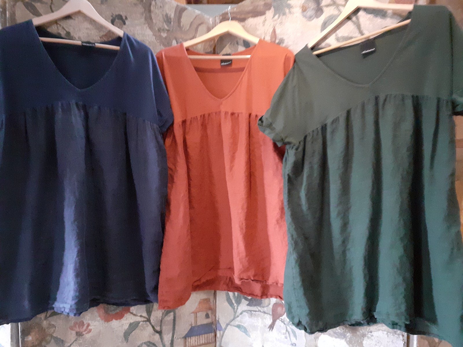 3 linen and jersey tunics 48″ chest, 35″ long, forest green, russet, navy