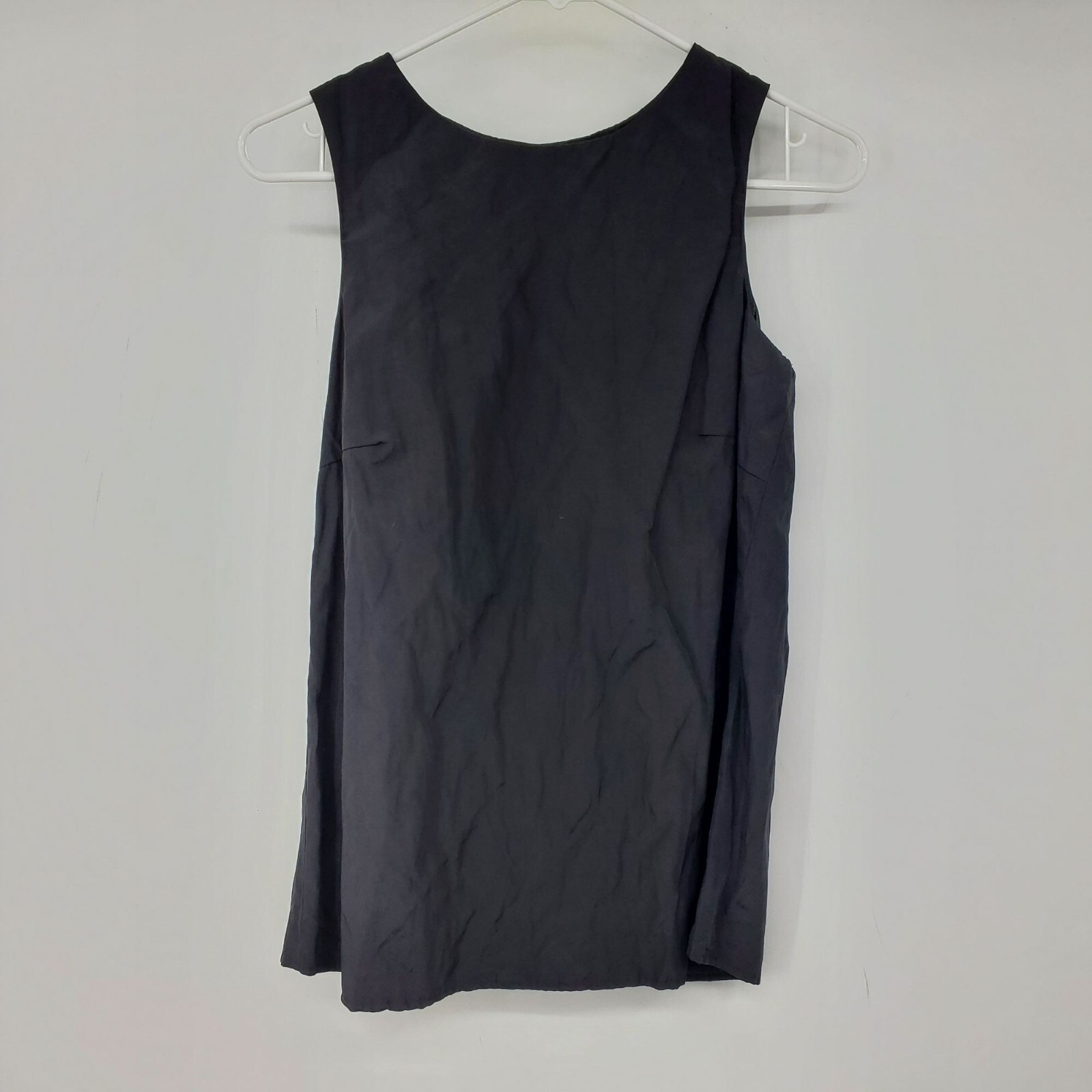 Emporio Armani Black Button Back Women’s Sleeveless Tank Top Size 38