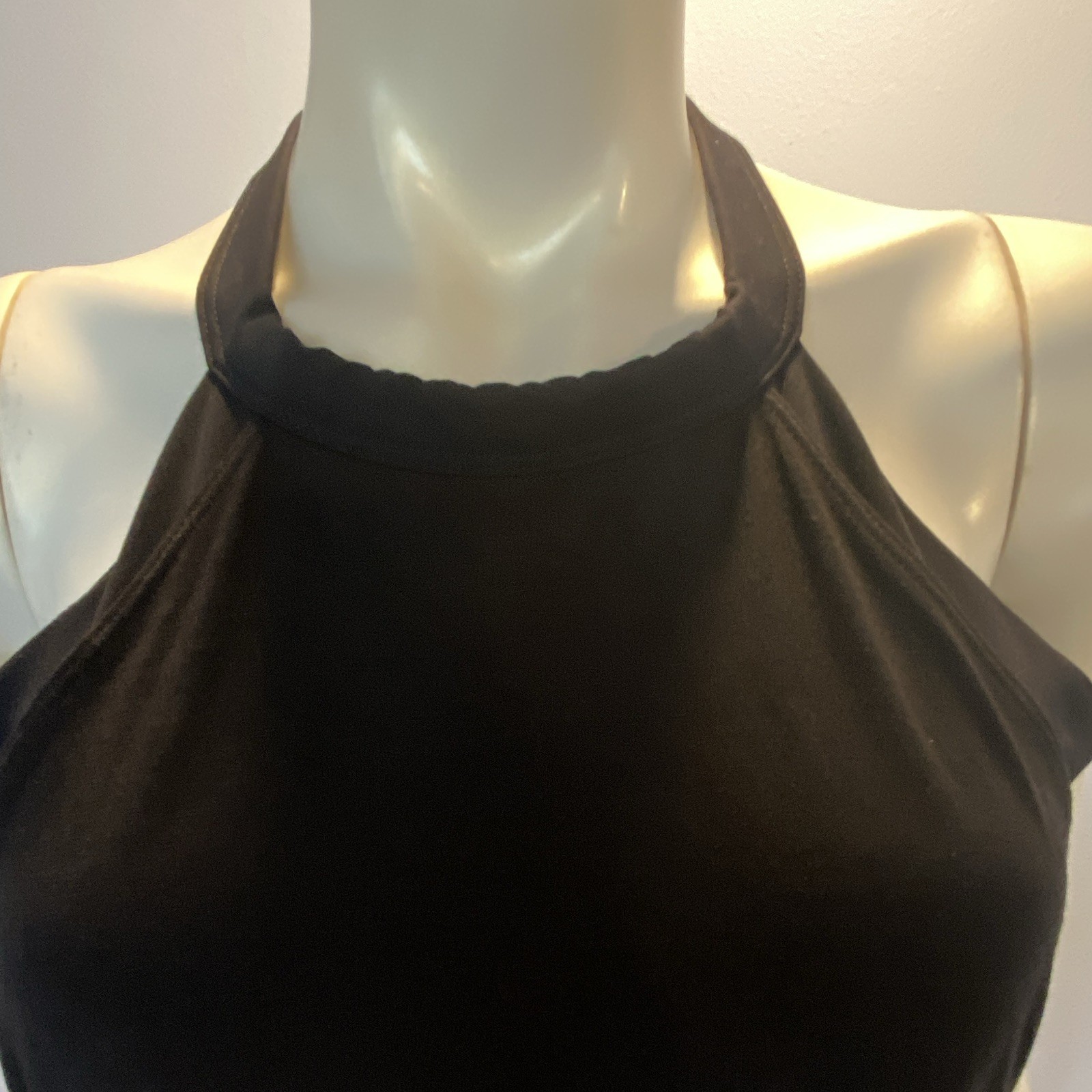 Athleta M Black Solid Halter Sleeveless Mesh Cut-Out Stretch Tank Top