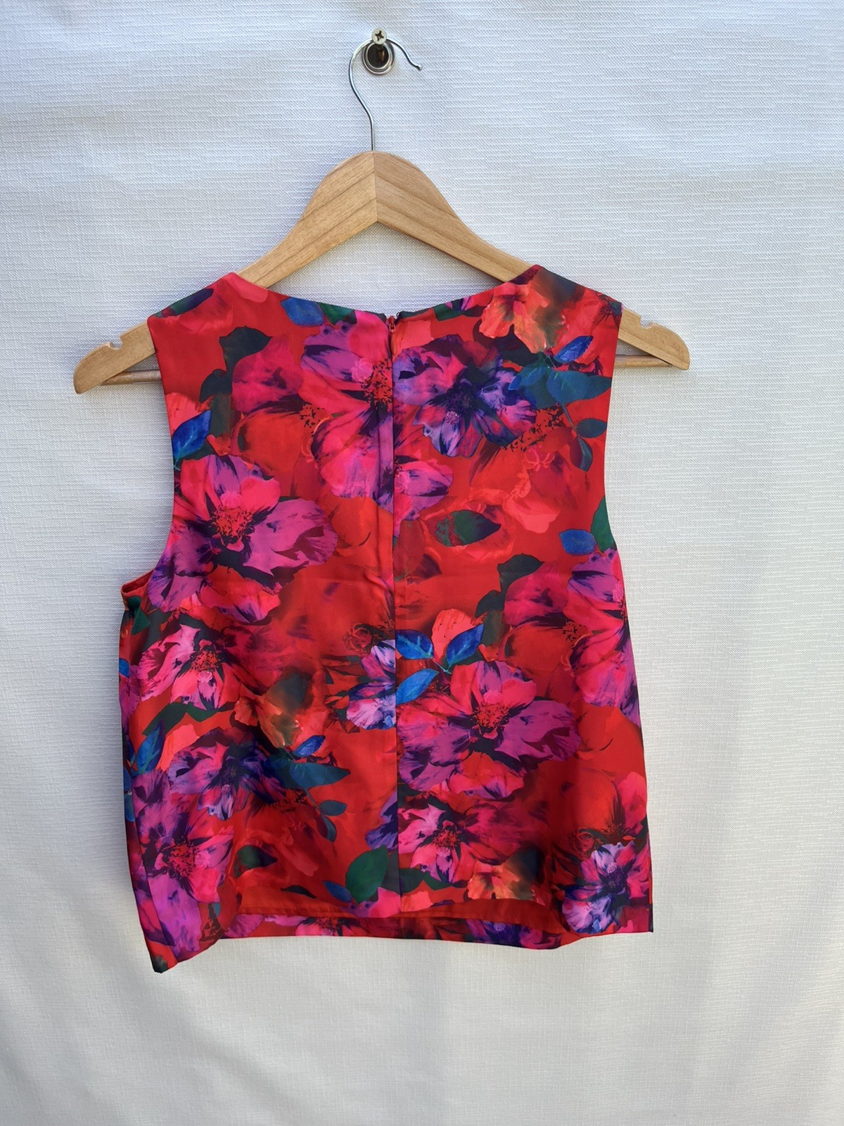 Ladies Monsoon sleeveless lined top UK12 red floral print with beaded neckline