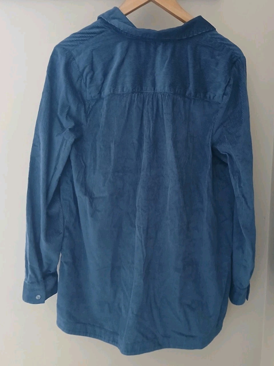 J. Jill Mid Wale Corduroy Popover Top Size Medium Blue V Neck Cotton Nautical