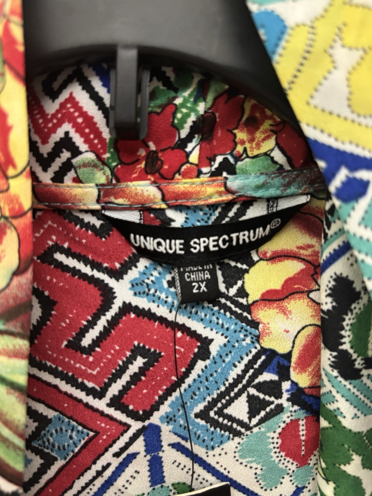 Unique Spectrum Plus 2X Floral Open Front Lightweight Collared Kimono Top