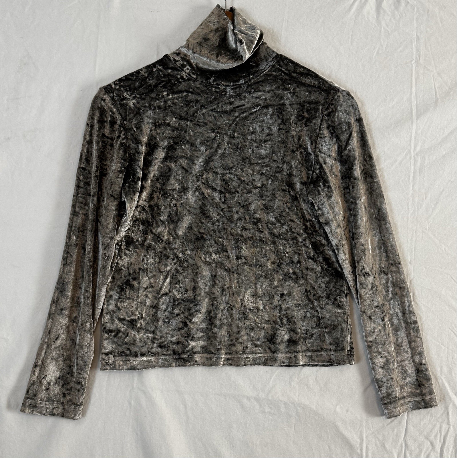 Sno Skins Women Silver Velvet Velour Turtleneck Base Layer Top M Plush