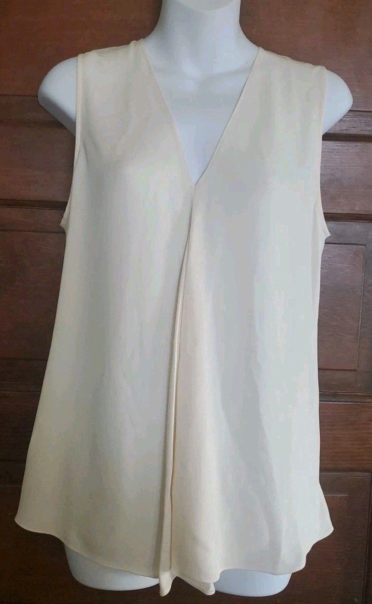 NWT Theory Women’s Meighlan Off White Silk Sleveless Top sz S