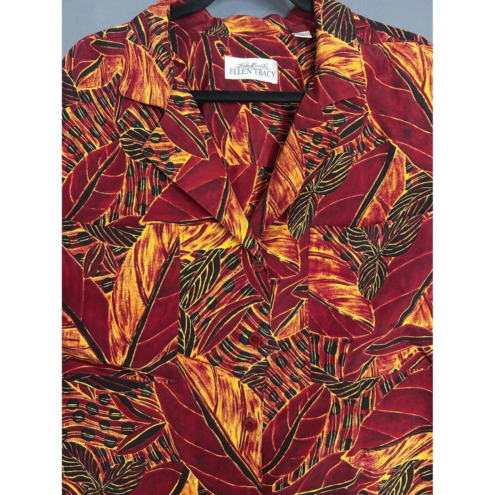 Ellen Tracy 100% Silk Tropical Abstract Floral Blouse Linda Allard Size 12