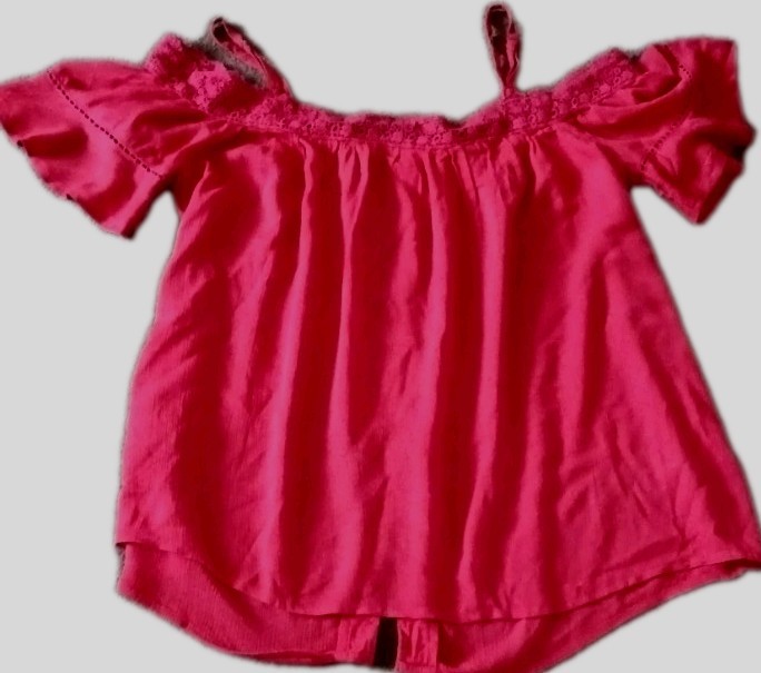 Ladies Red Crocheted Adjustable Straps Cold Shoulder Button Up Top Size 16
