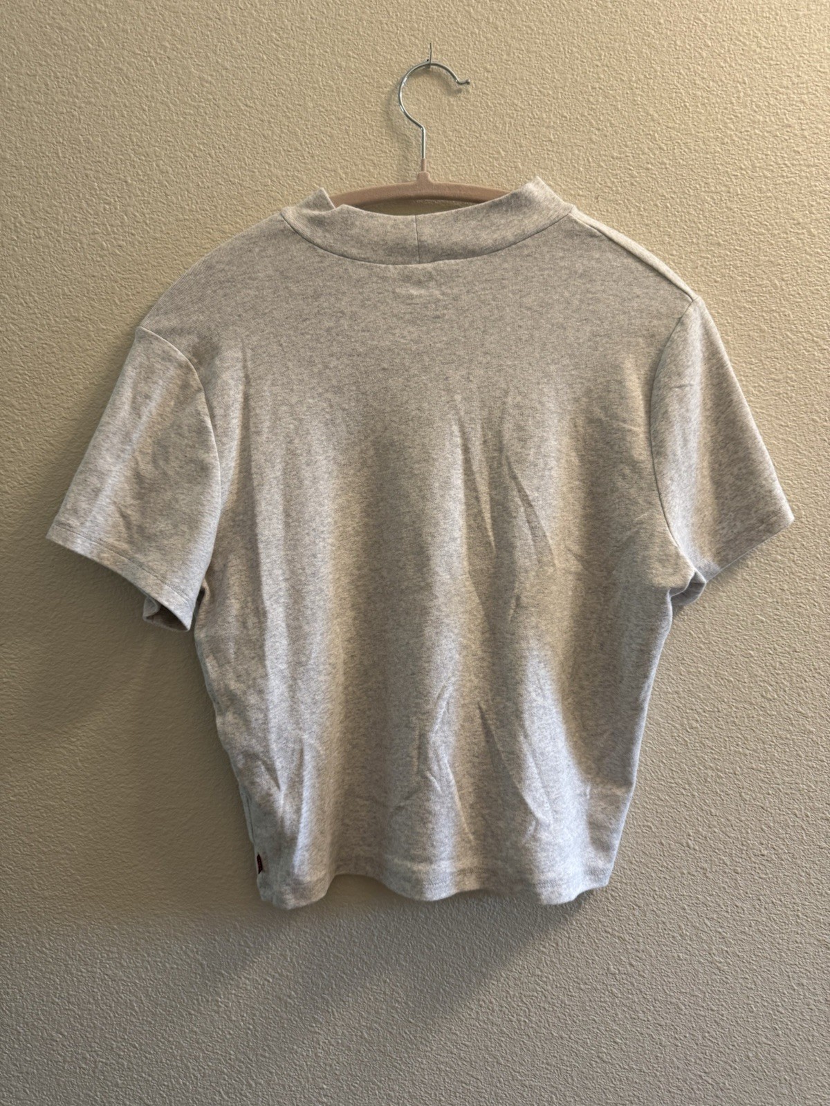 Levi’s Women’s XL Gray Solid Knit Logo Crew Neck Short Sleeve Basic T-Shirt