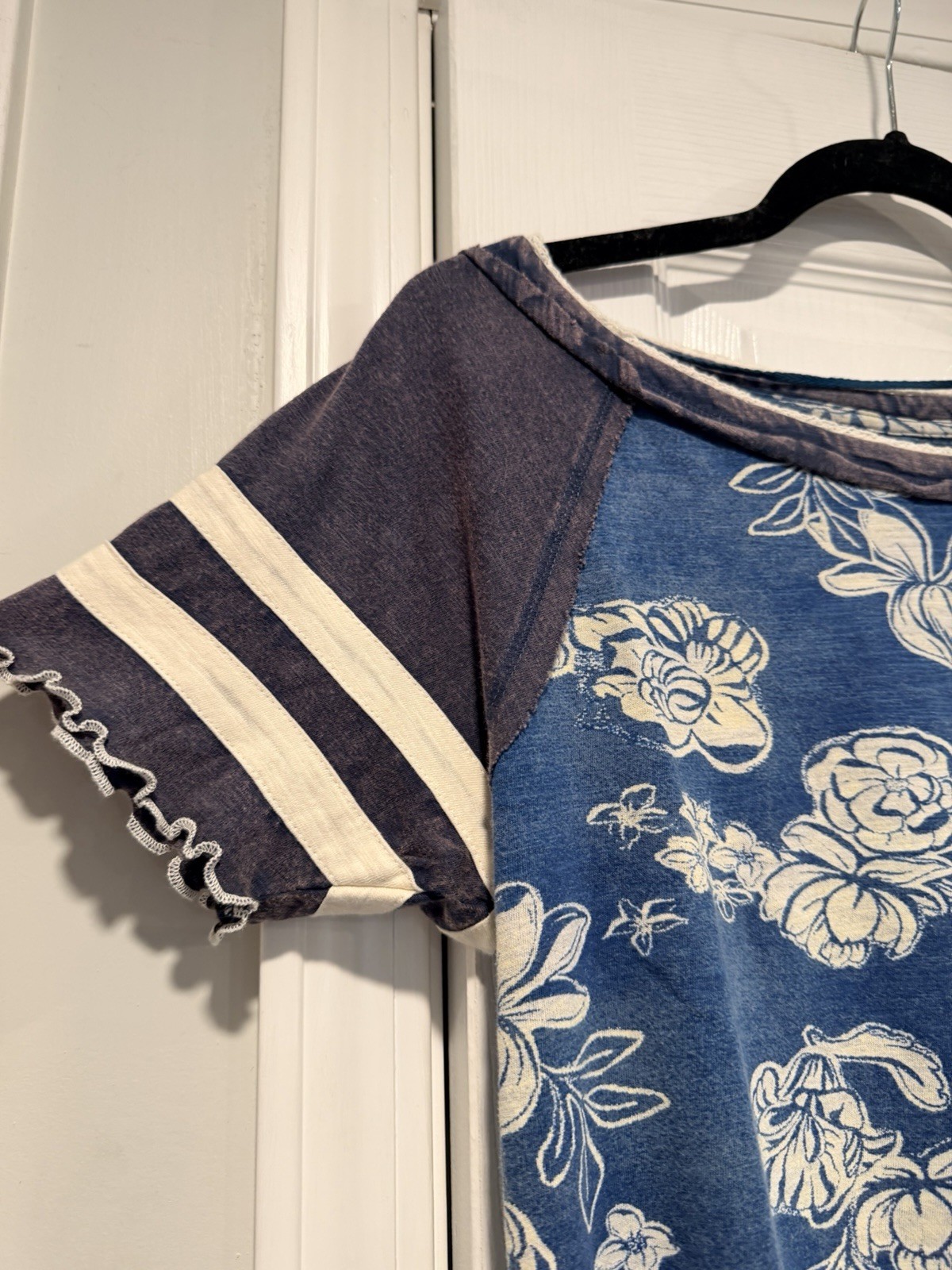 NWT We the Free Size S Floral Mixed Fabric Baseball Tee Boho Short Sleeve Top