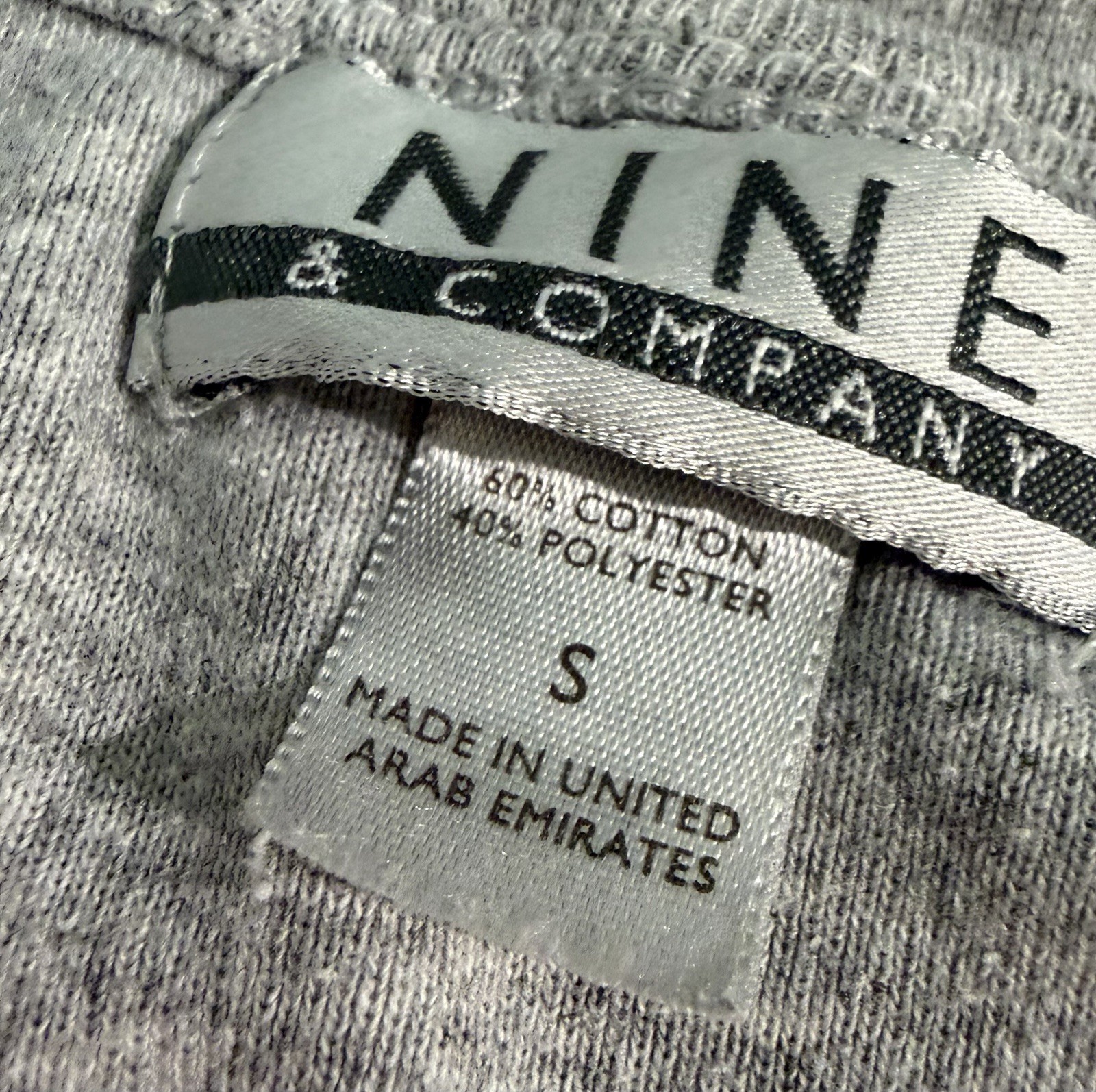 Vintage V-neck Tee Womens Small Heather Gray Raw Hem 90s Y2K Minimalist T-shirt