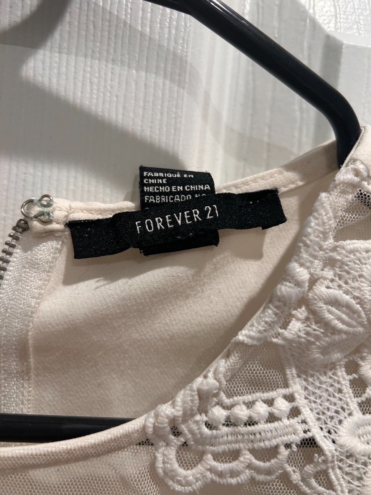 Forever 21 crochet lace crop top Size S featuring zip up back