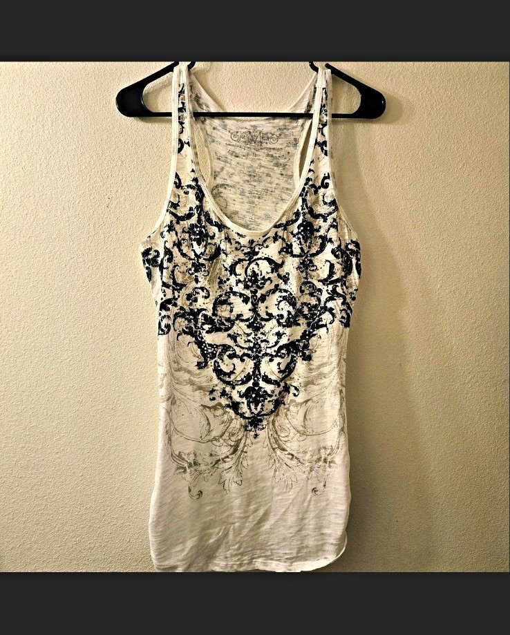 Maurices Premium Women’s M White/Black Y2k Graphic Tee