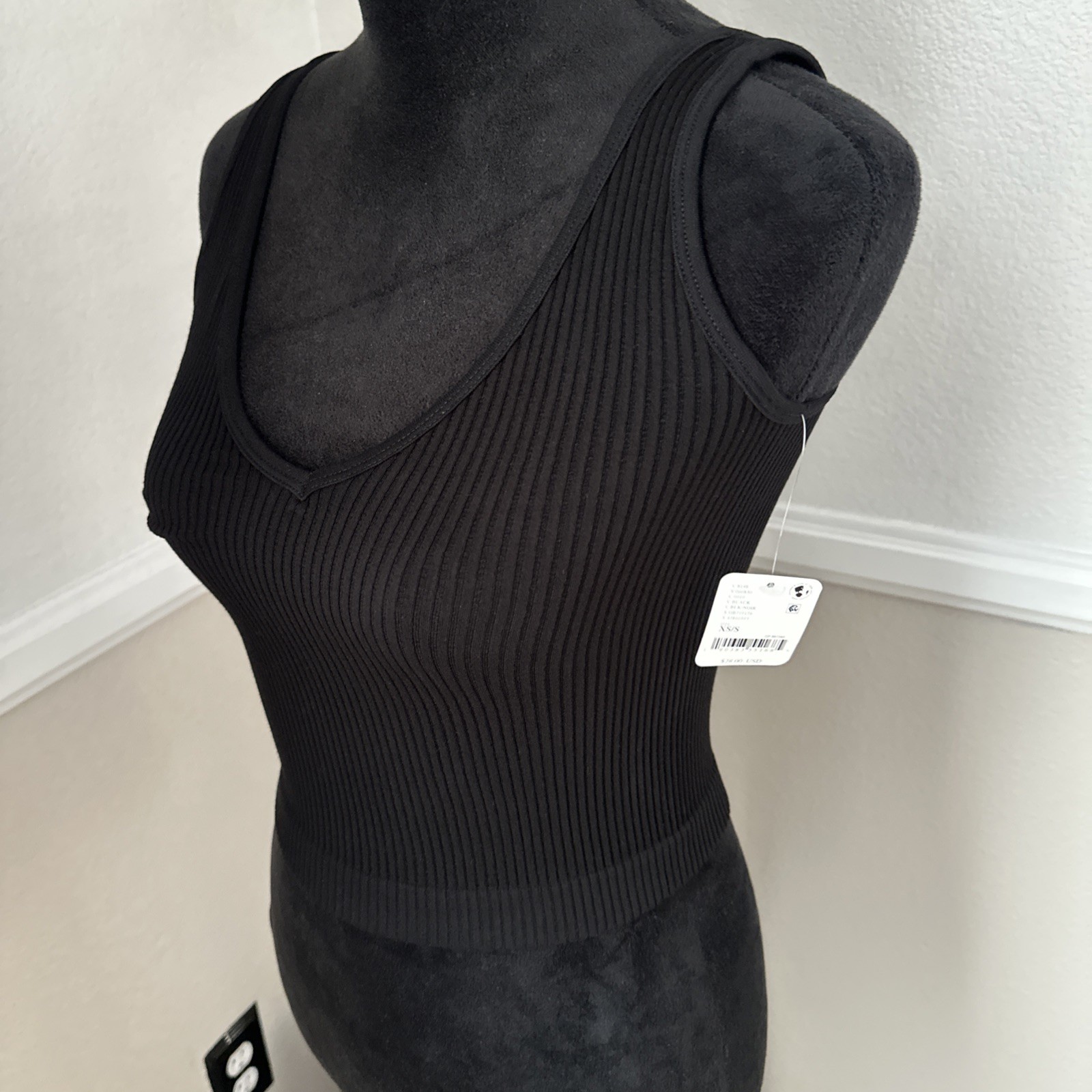NWT Free People Solid Knit Brami V Neck Cropped Ribbed Tank Top Black XS/S $38