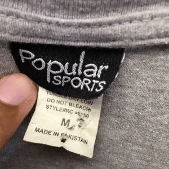 Popular Sports T-Shirt M Gray Pink Crew Neck Graphic Chic Classic Simple Casual