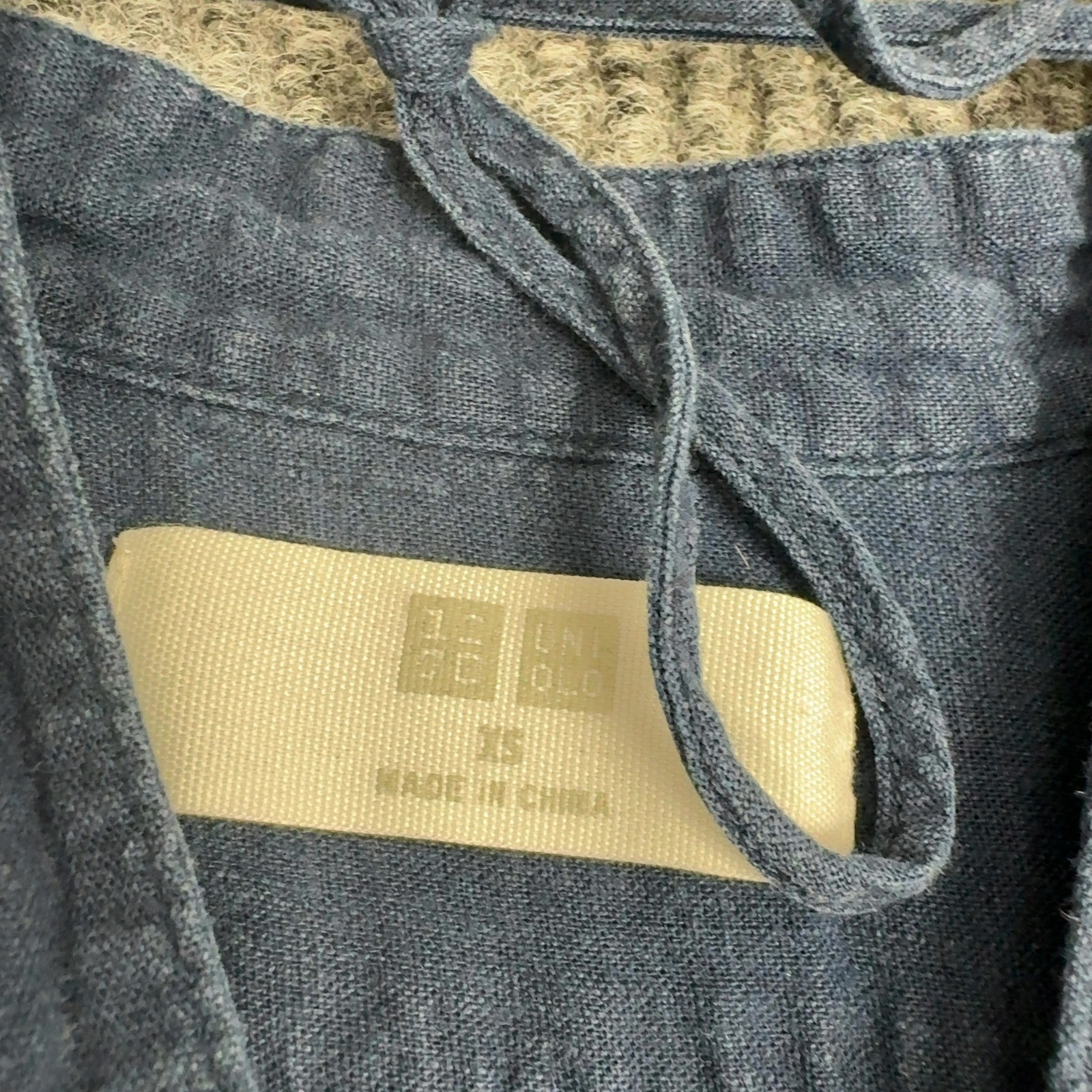 Uniqlo Blouse Womens XS Blue Linen Rayon Peasant Tie Neck Boho Casual