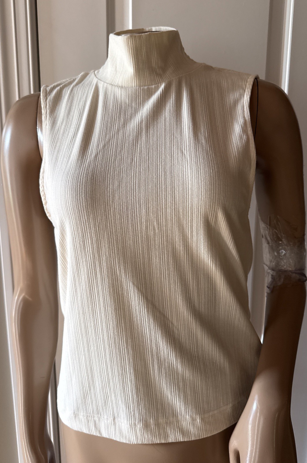 VARLEY Caley Fitted Ribbed Tank Top Mock Neck Women’s Size S Beige