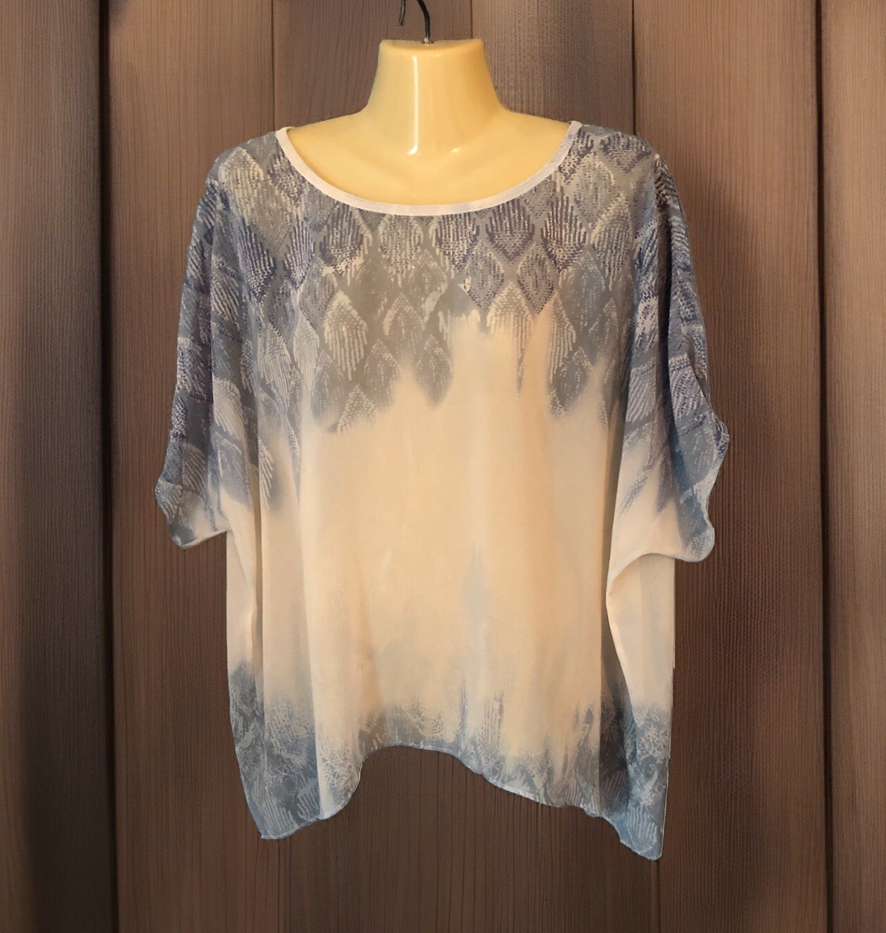 CAbi Boxy Fit Popover Blouse Size Small Sheer Chiffon Blue White Sheer Top