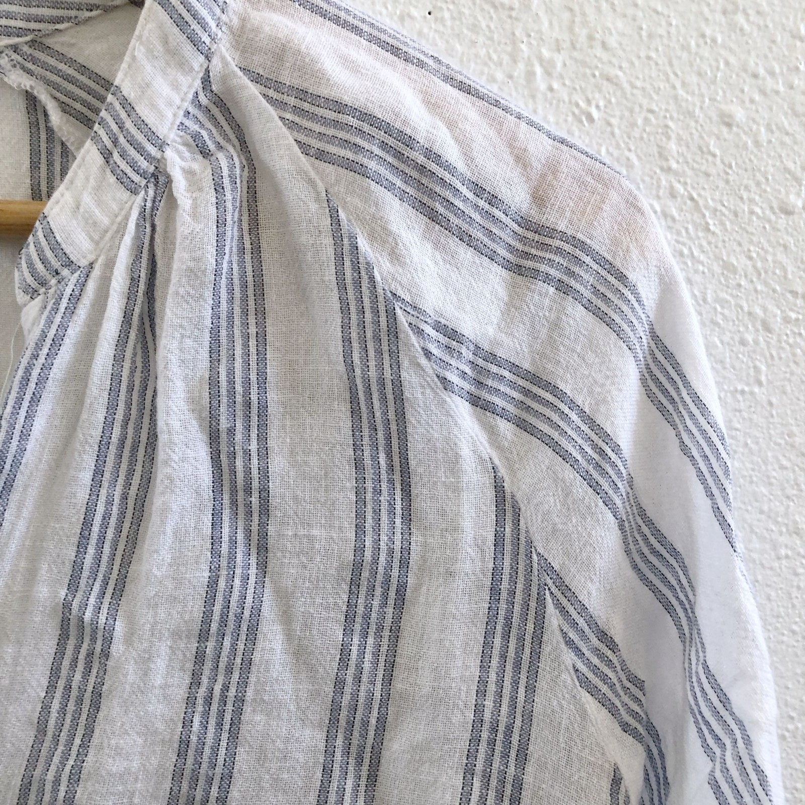 RAILS Marti Cayman Stripe V-Neck Blouse Size Medium