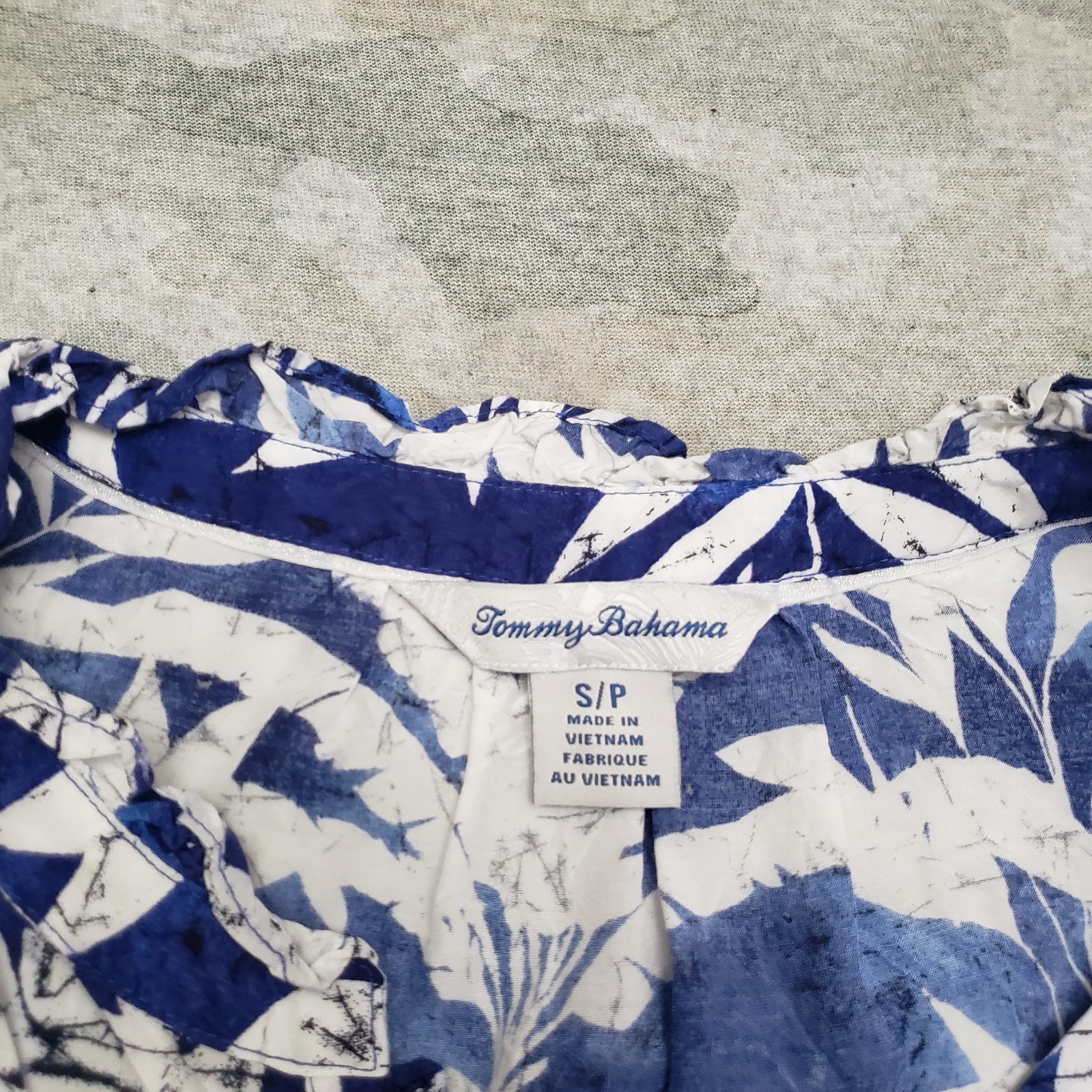Tommy Bahama Top Tunic Womens Small Blue Sleeveless Leaves Hawaiian Beach