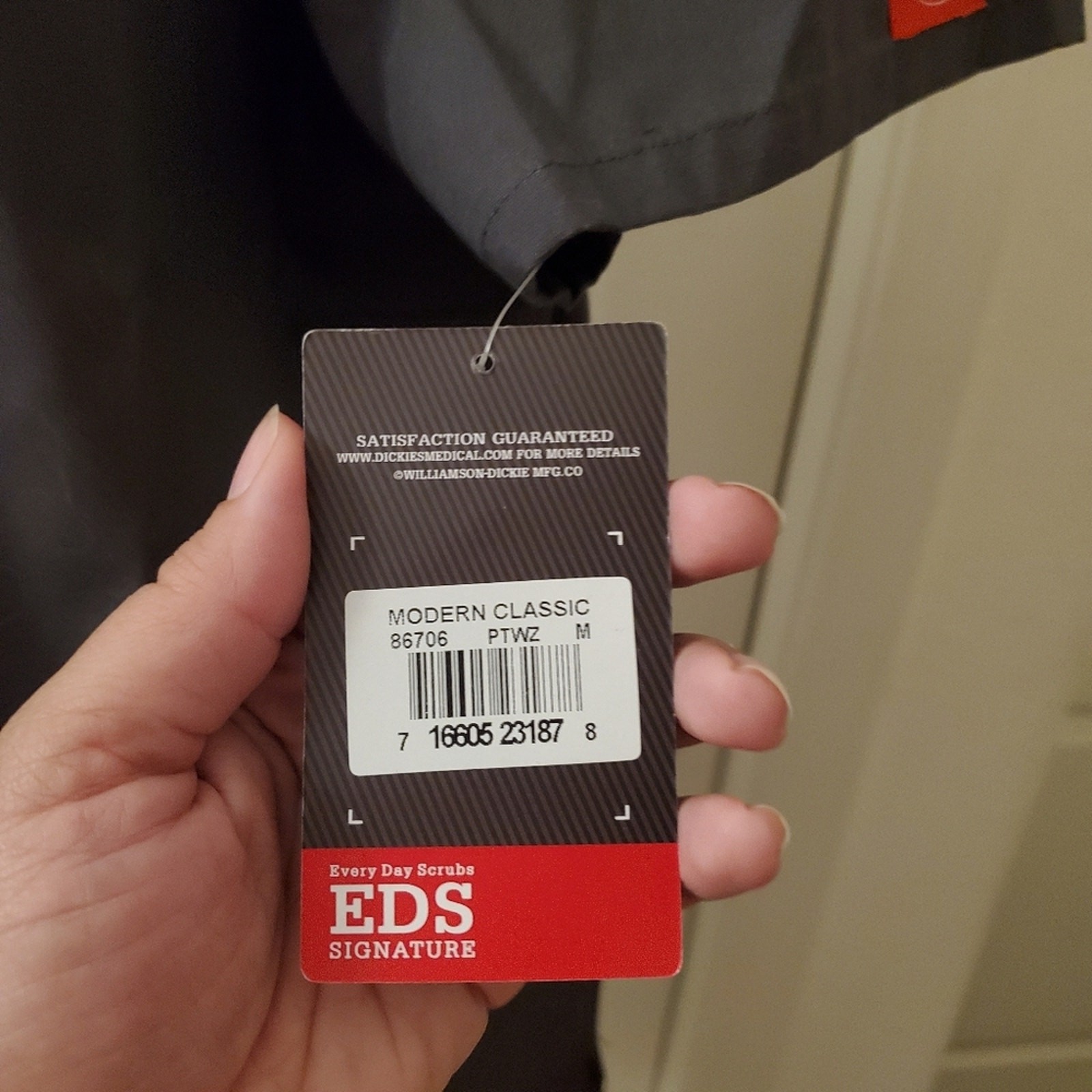 Dickies | Modern Classic Scrub Top NWT
