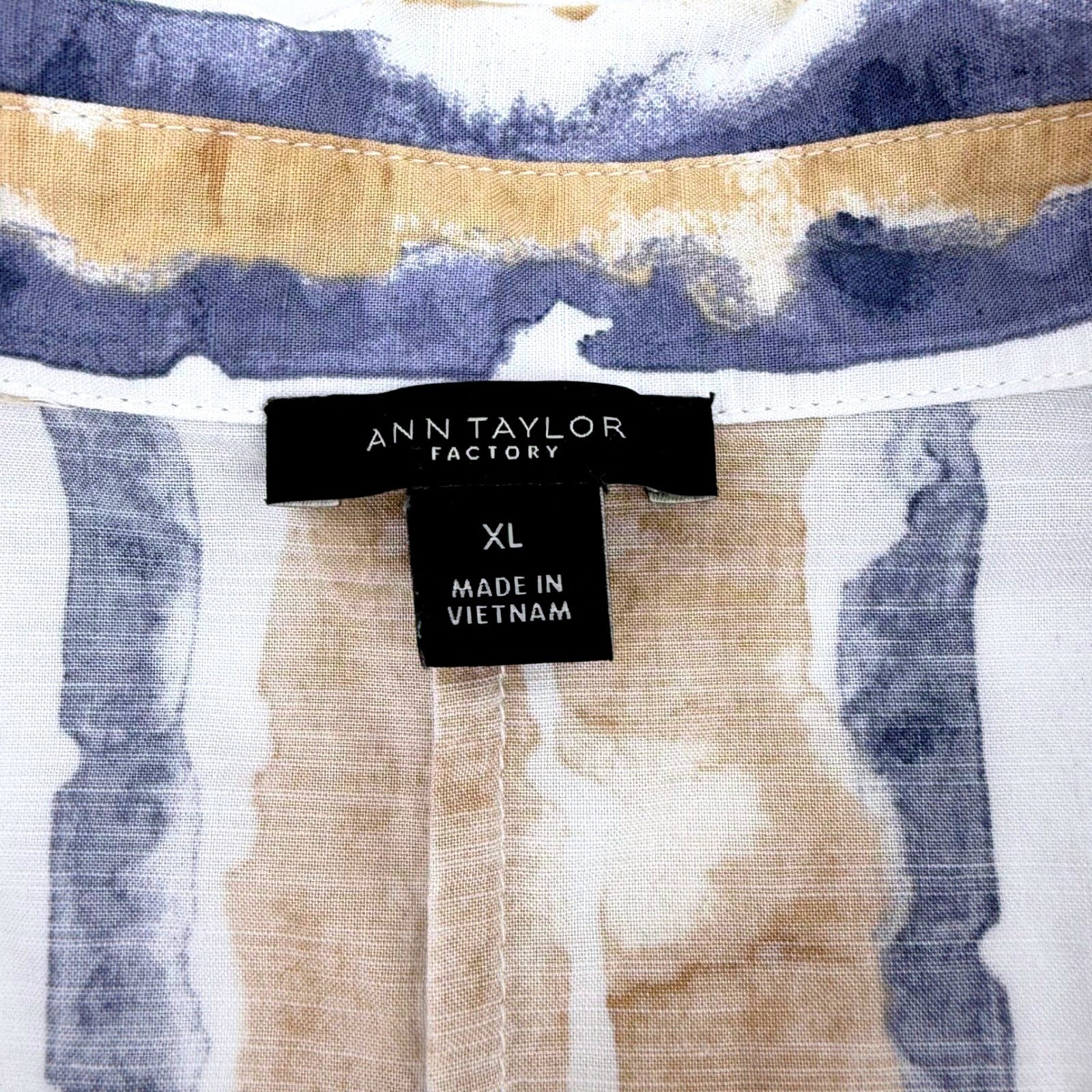 Ann Taylor Blue Tan Watercolor Stripe Modal Cotton Button Down Shirt/Jacket XL