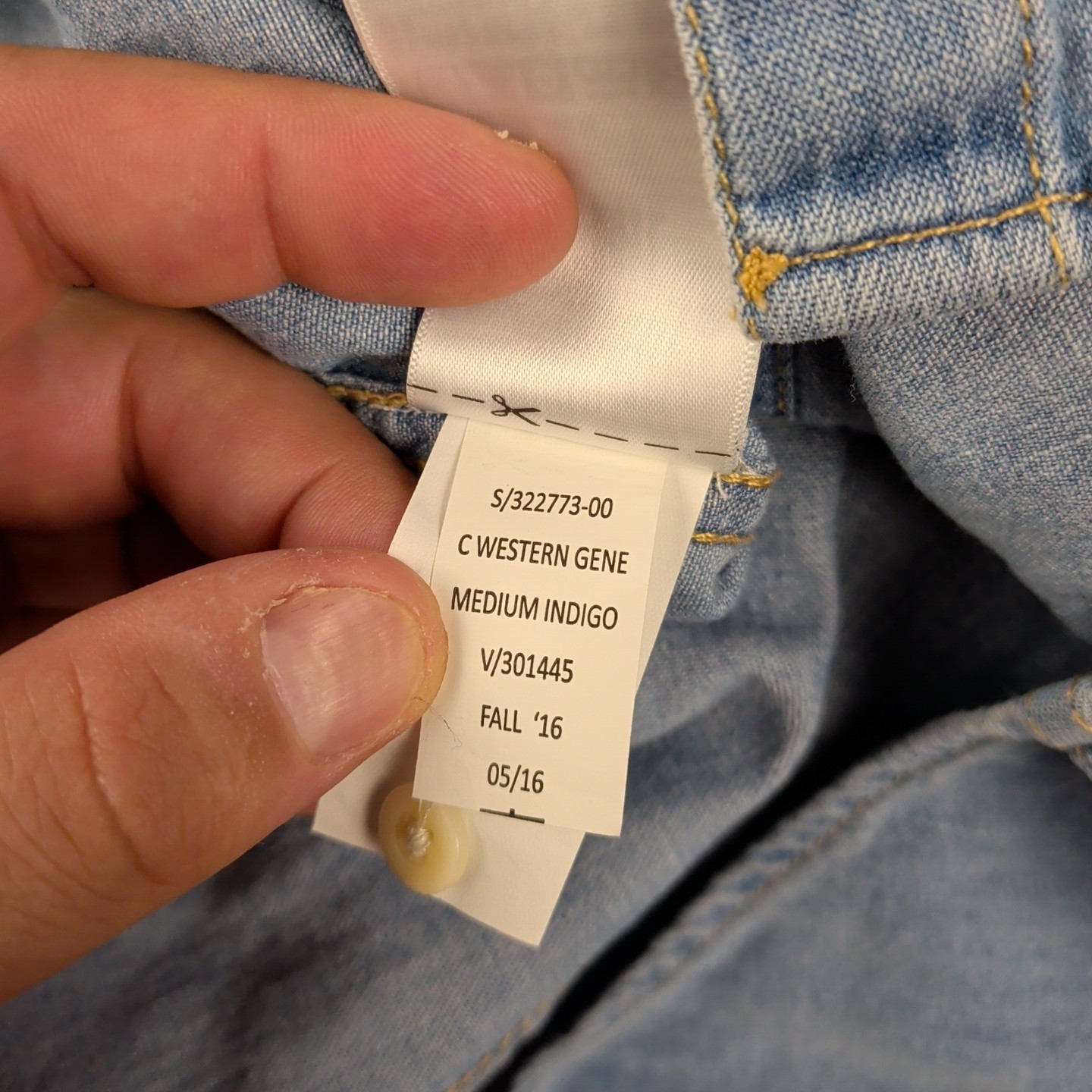 Gap 1969 Shirt Womens Small Blue Western Pearl Snap Chambray Denim Cowboy Yoke