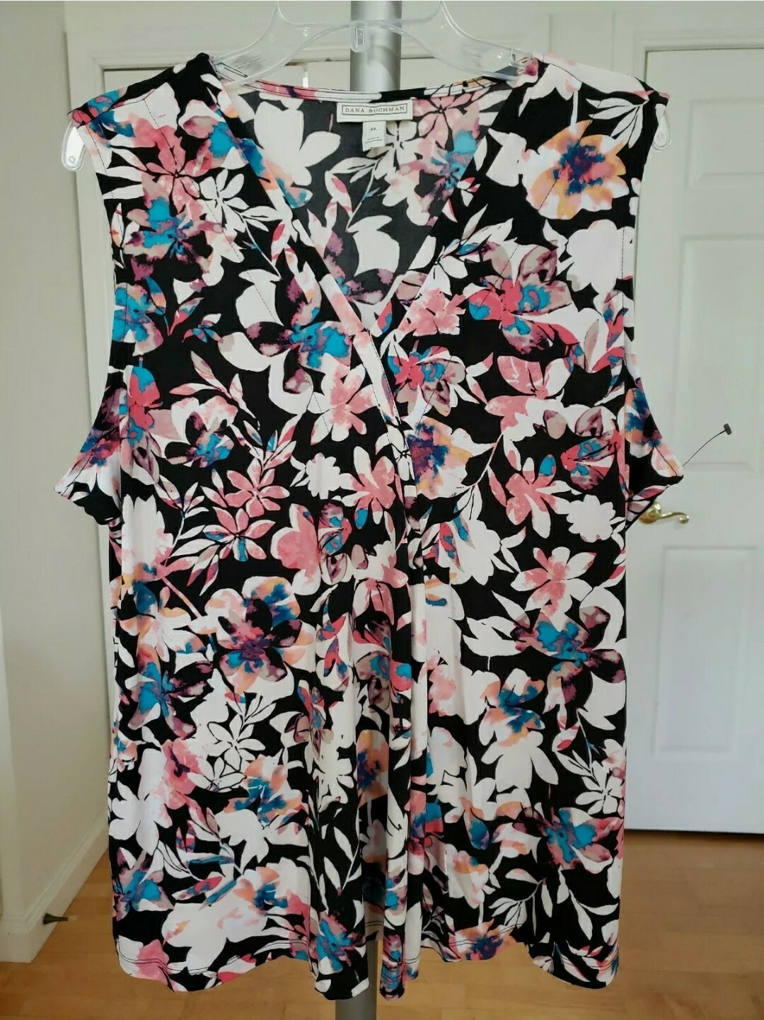 Dana Buchman Women Sleeveless Multicolor V Neck Career Blouse Top Choose Sz New!
