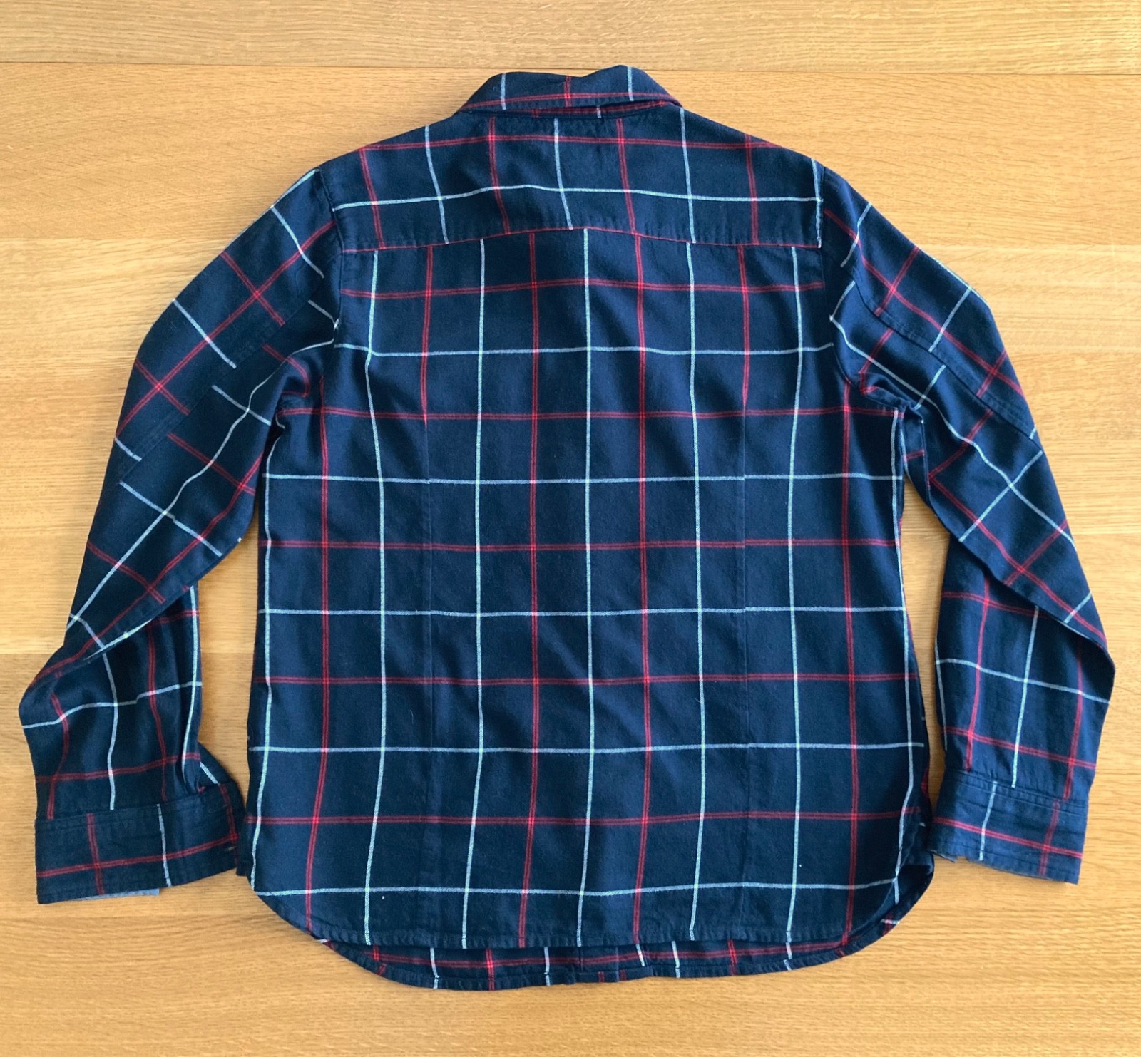 Women’s Tommy Hilfiger Quarter Button Long Sleeve Navy, Red, White Plaid Shirt-M