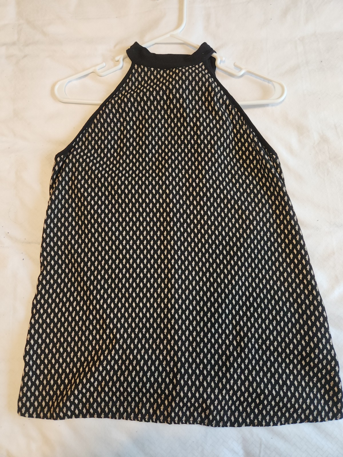 Le Lis Sleeveless Halter Top Small S Black Tan Diamond Ikat Print Tie Neck