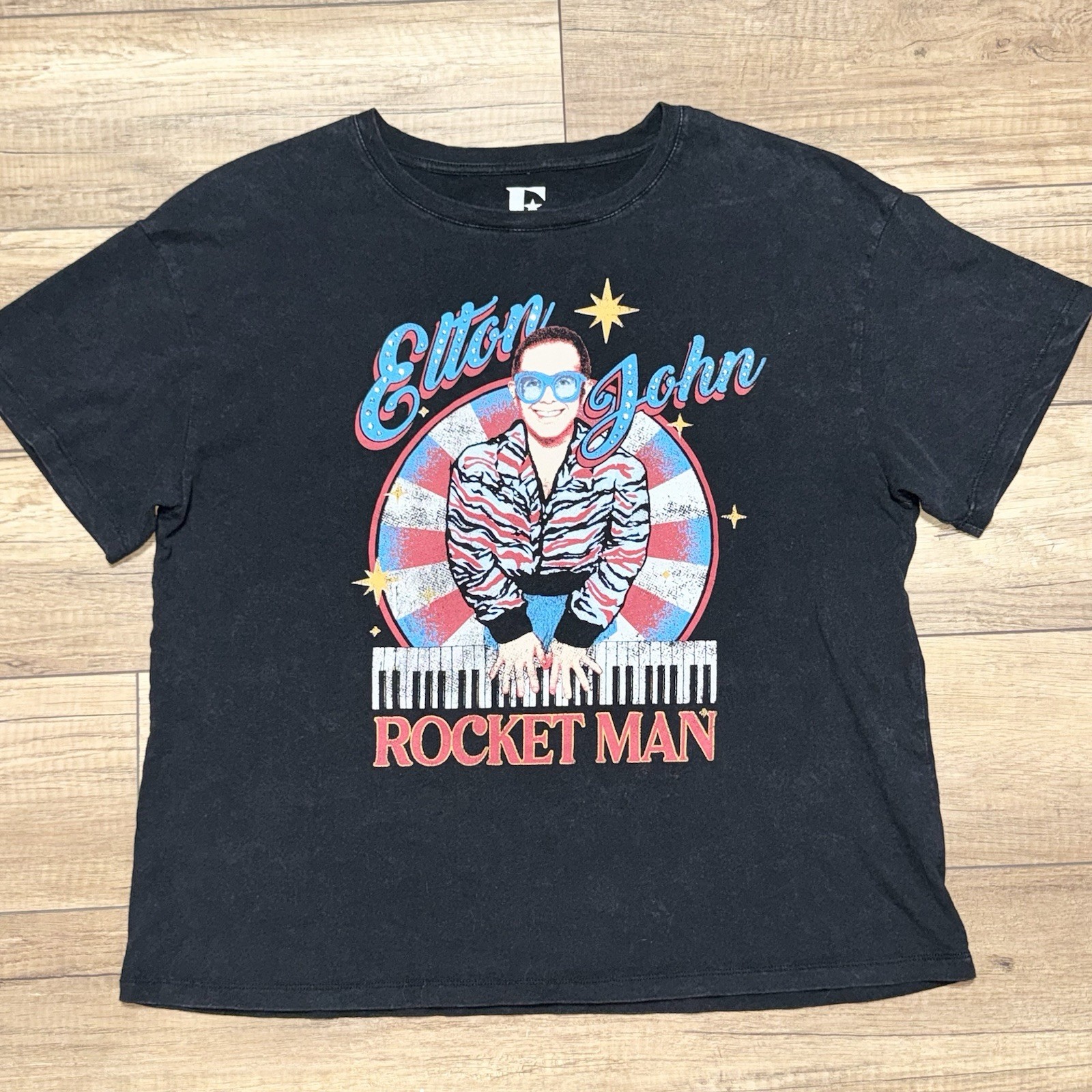 Elton John Rocket Man Piano Rhinestones Vintage Style Graphic T Shirt Womens L