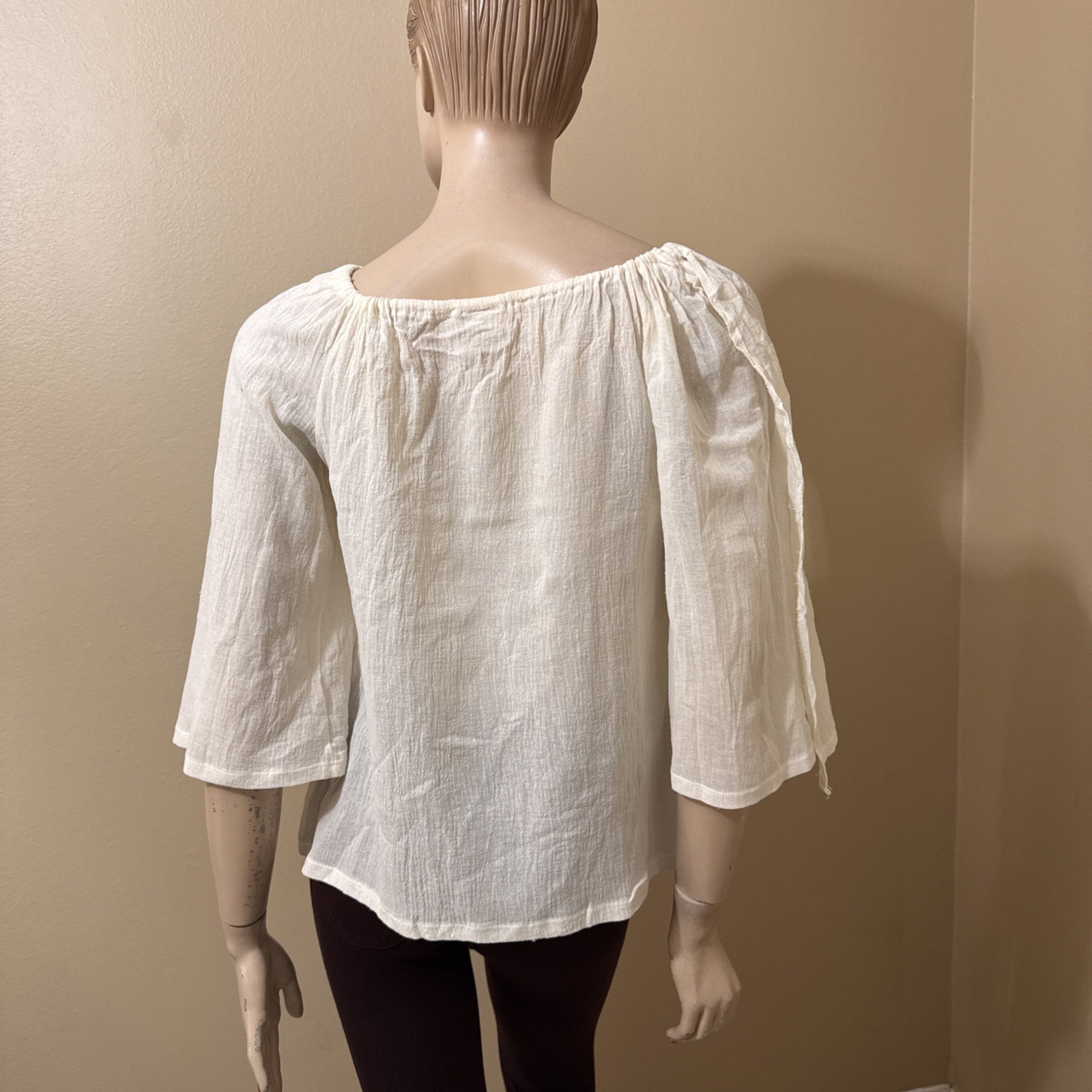 Women’s Ivory Cotton Casual Boho Lace Long Sleeve Slit Tied Size M Blouse Top