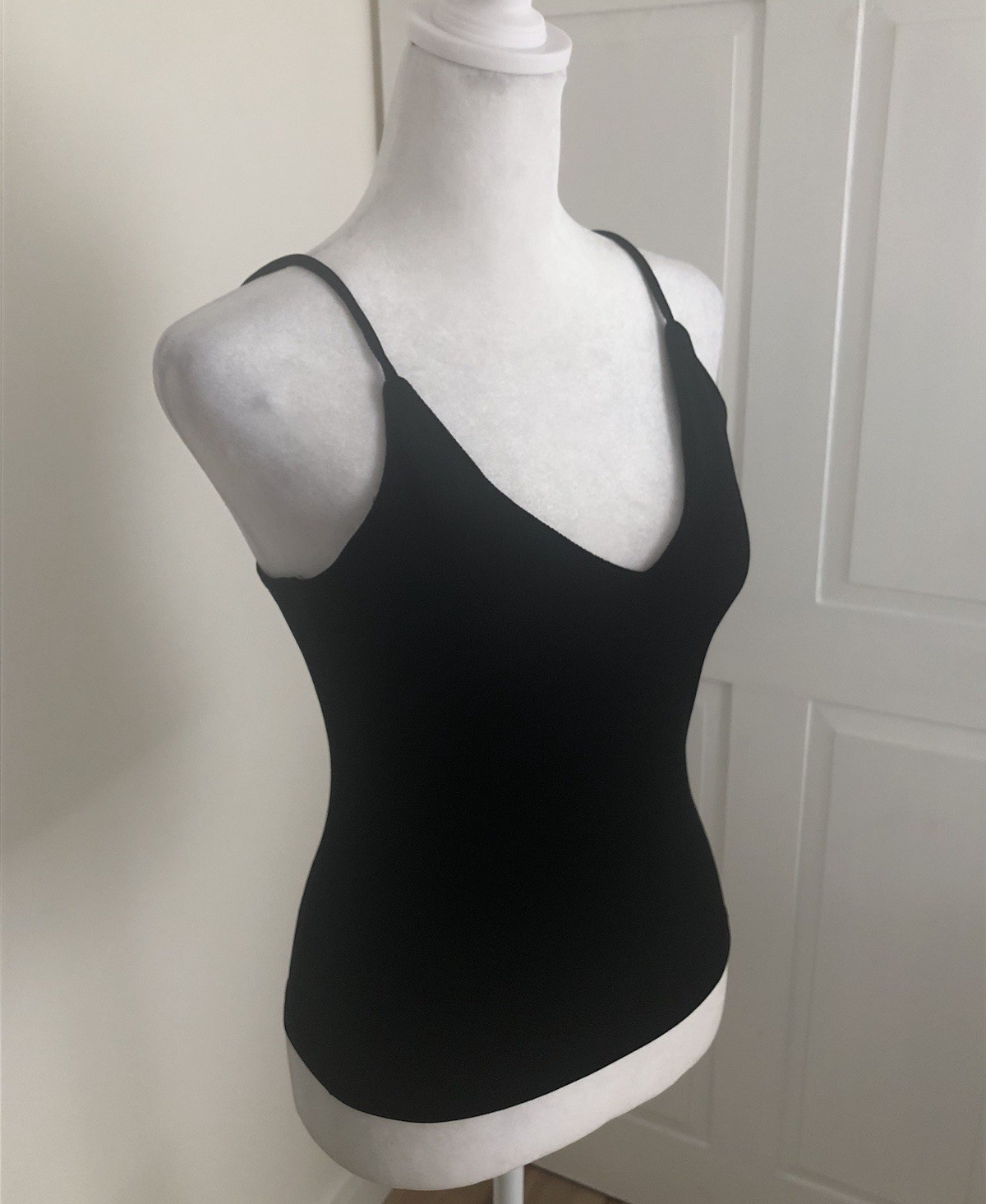 Vintage Cami Tank Top Womens XS Black Stretch Knit V Neck 90s Y2K Goth Grunge