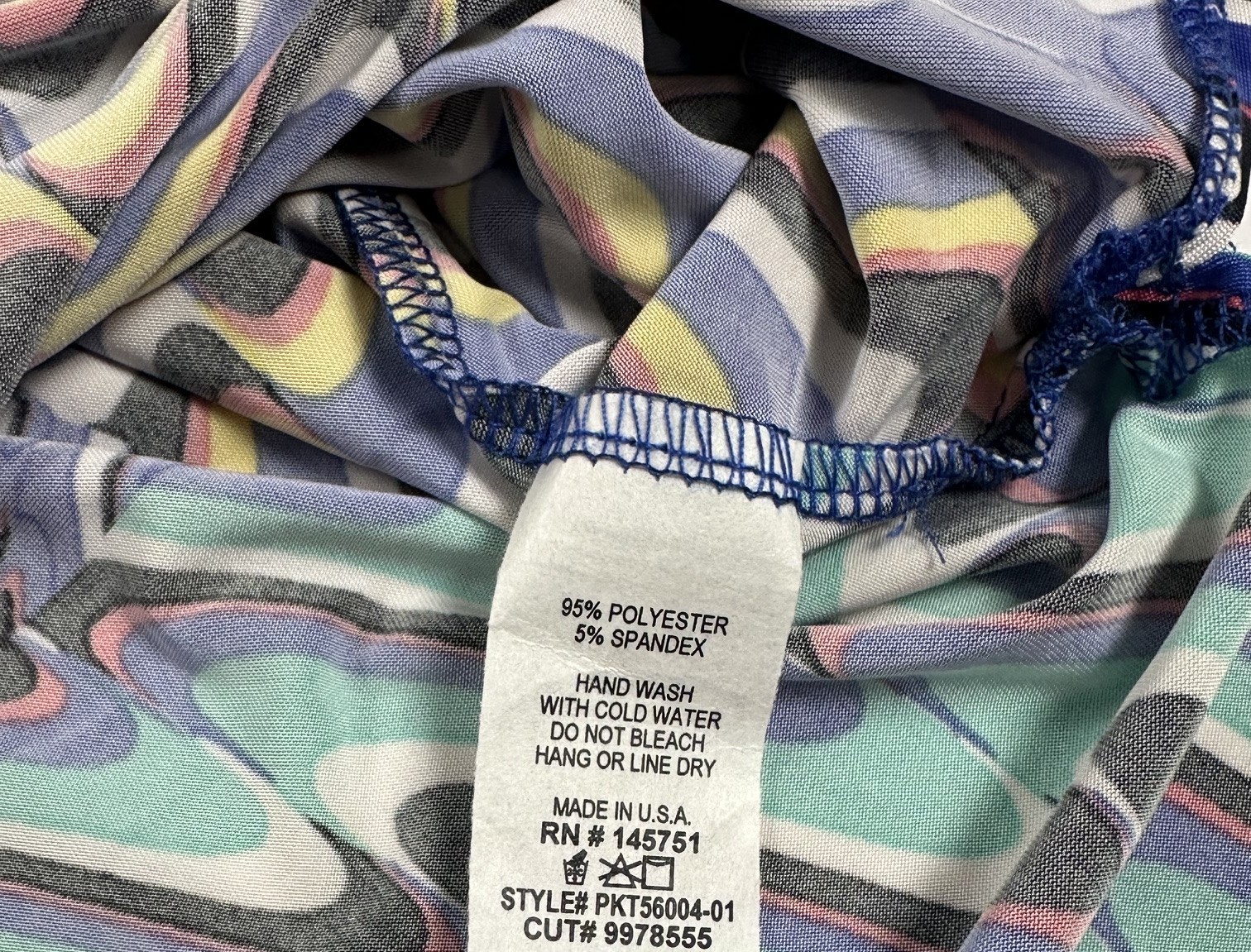 L.I.A Love Is All Multi‑Color Abstract Top | Large| NWT