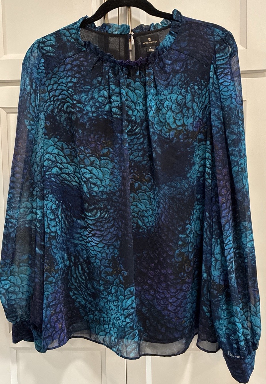 Worthington Multicolor Feather Scalloped Print Peacock Ruffled Neck Blouse Sz L