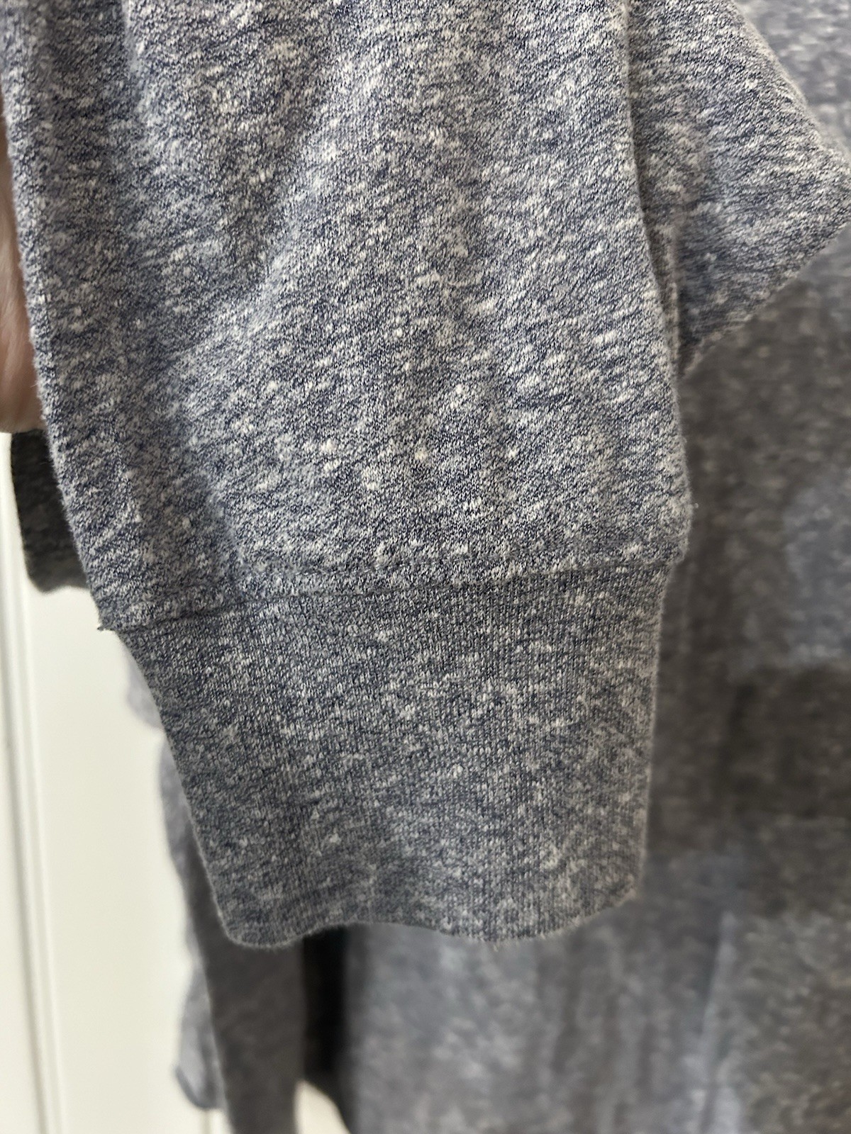 Z Supply Gently Worn Size Large Women’s Light Weight Long Sleeve Round Neck Tee