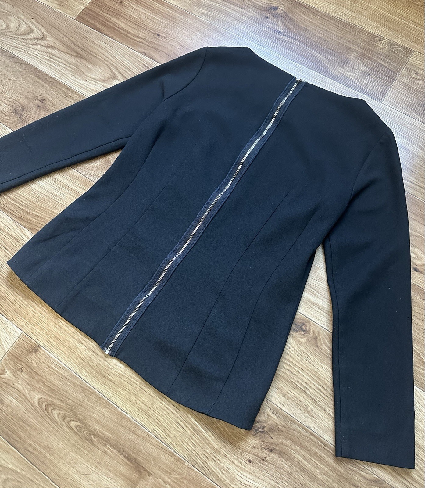 COS Black Long Sleeve Top Blouse Full Back Zip Minimalist Designer Sz 8 / S