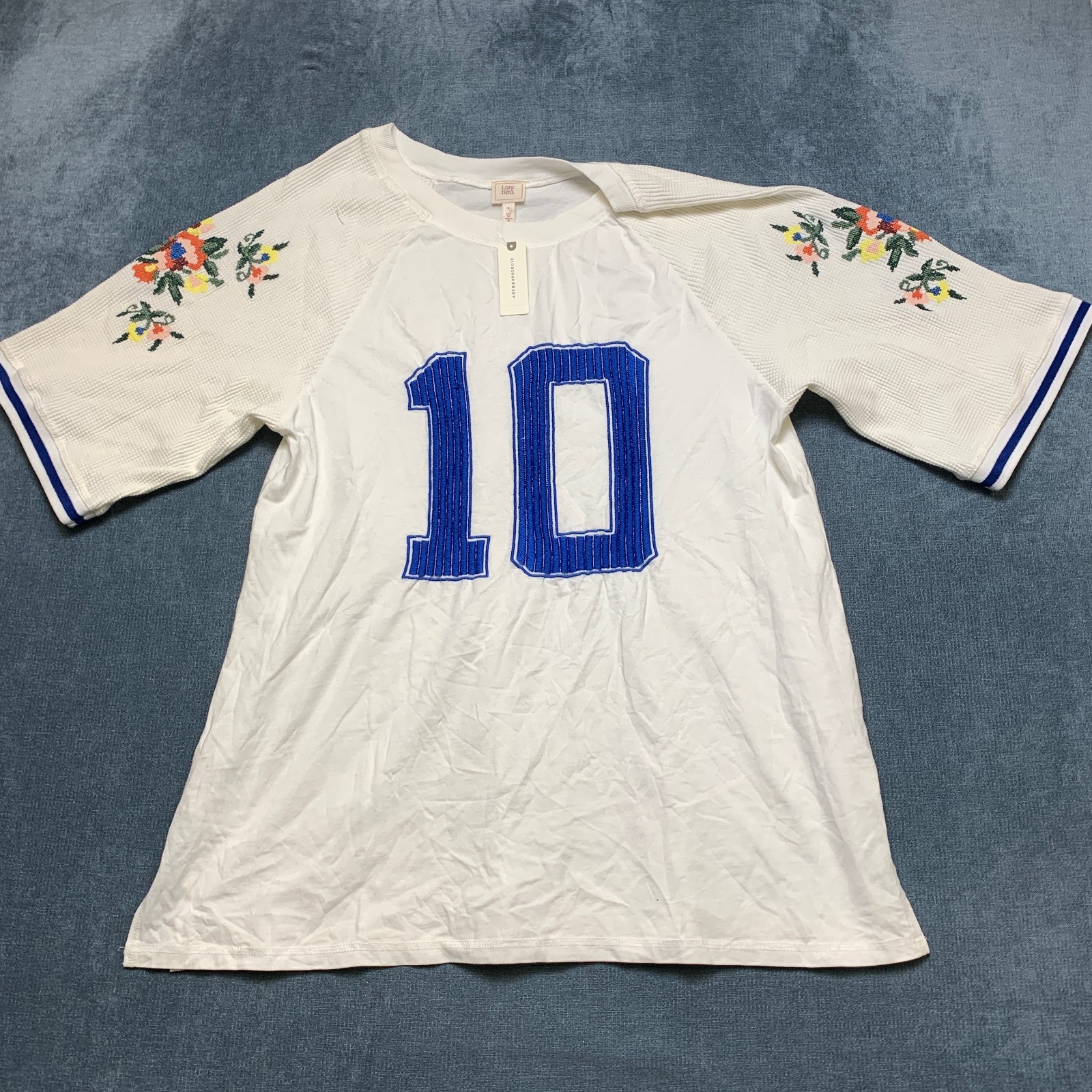 LyreBird Oversized Embroidered Sport T Shirt Womens Small White Floral Side Slit