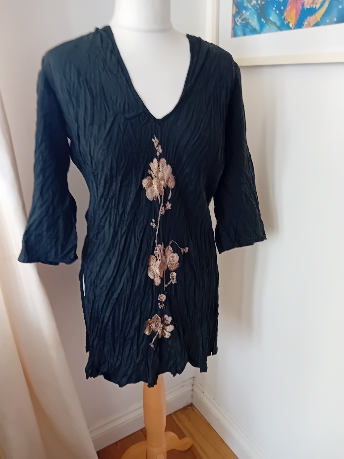 Bellaju pure silk crinkle tunic embroidered Large New black/gold RRP £95