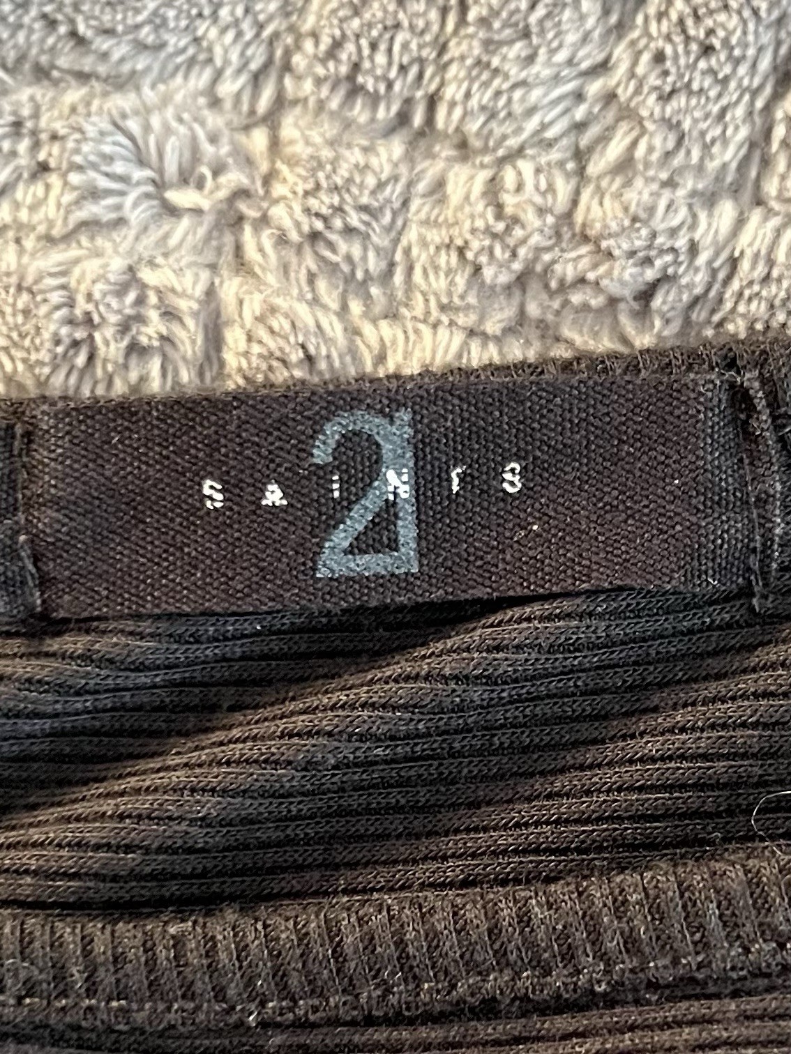 Saints 21 Women’s Black Ribbed, Baby Doll V-Neck Peplum Top Tie Back Size Small