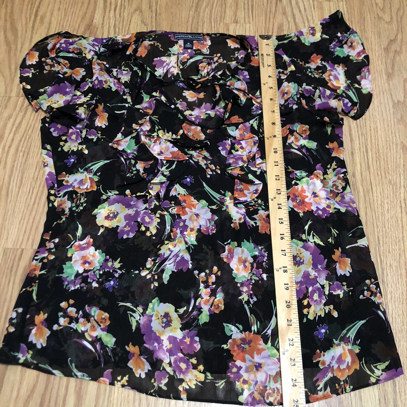 american living short sleeve floral print blouse size medium M polyster sheer