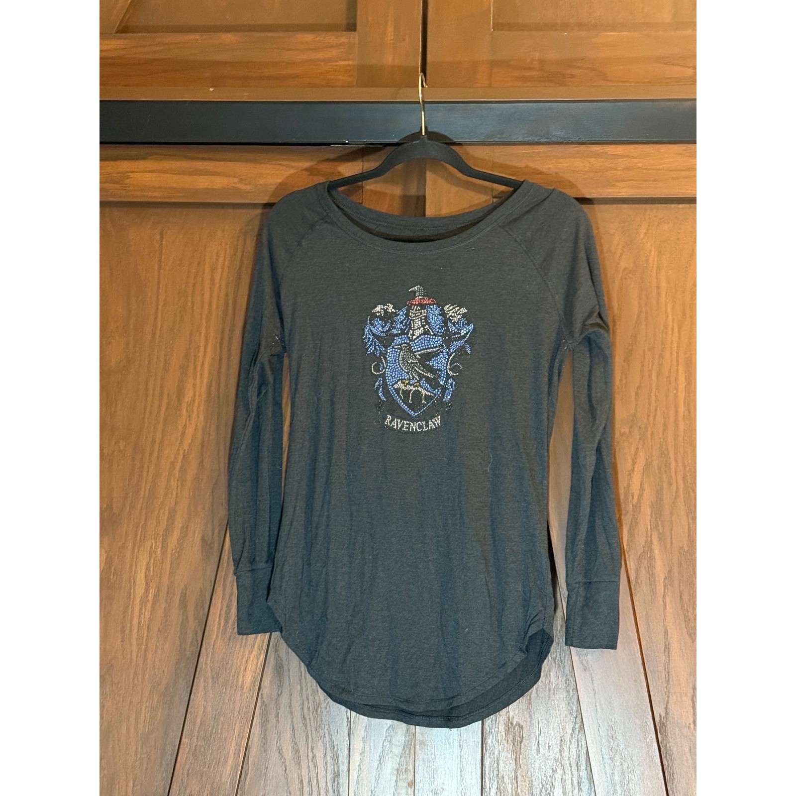 Wizarding World Harry Potter Ravenclaw Rhinestone Long Sleeve Tee Size Small