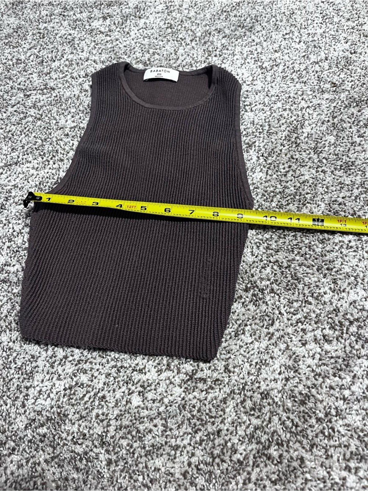 Babaton Aritzia 2XS Brown Ribbed Cropped Knit Tank Top Stretch Sleeveless Fitted