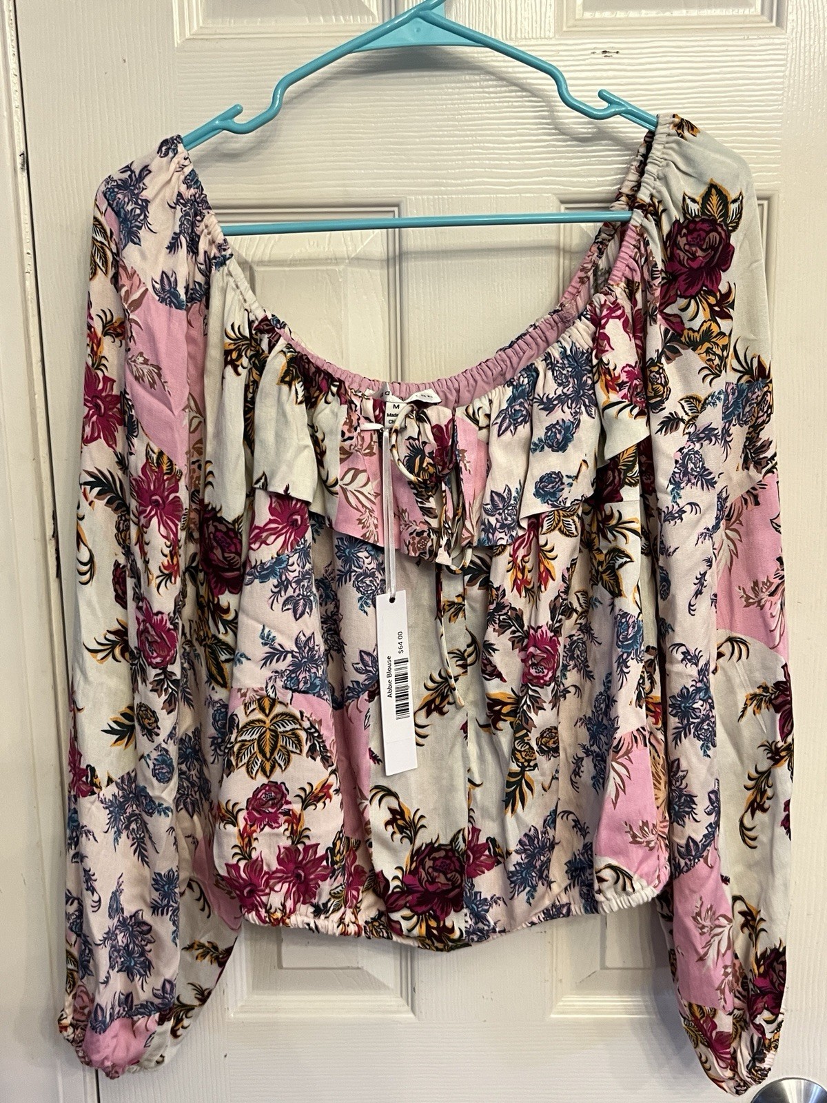 Adelyn Rae Floral Top Addie Blouse Long sleeve Boho Shirt Medium NEW NWT