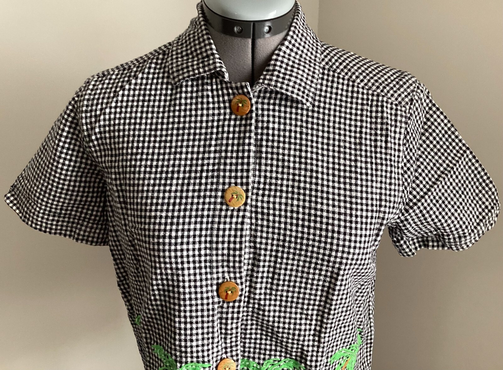 Natalie & me shirt small black white gingham embroidery flamingos buttons