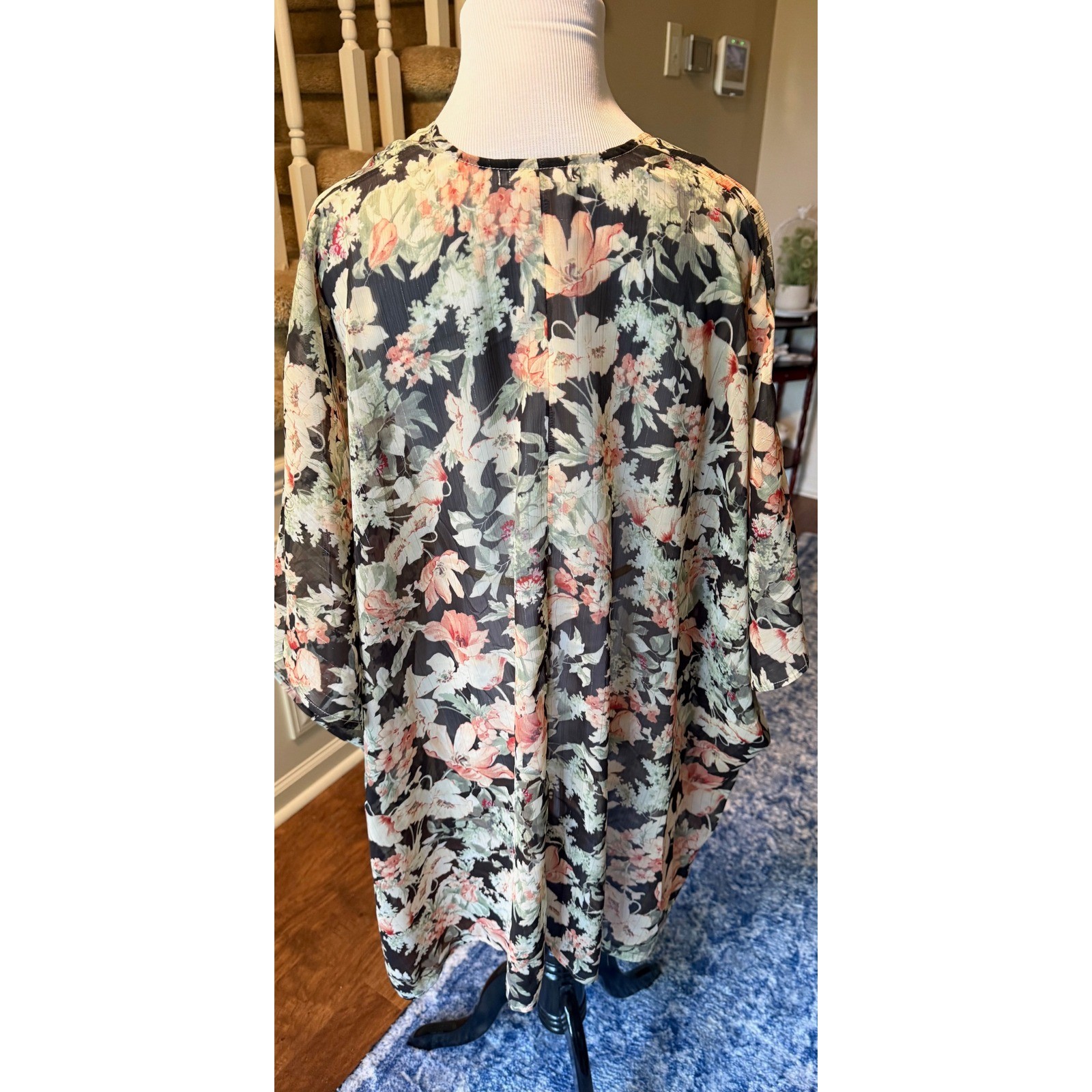 Maurices Floral Kimono Wrap One Size NWT Sheer Lightweight Open Front Cardigan
