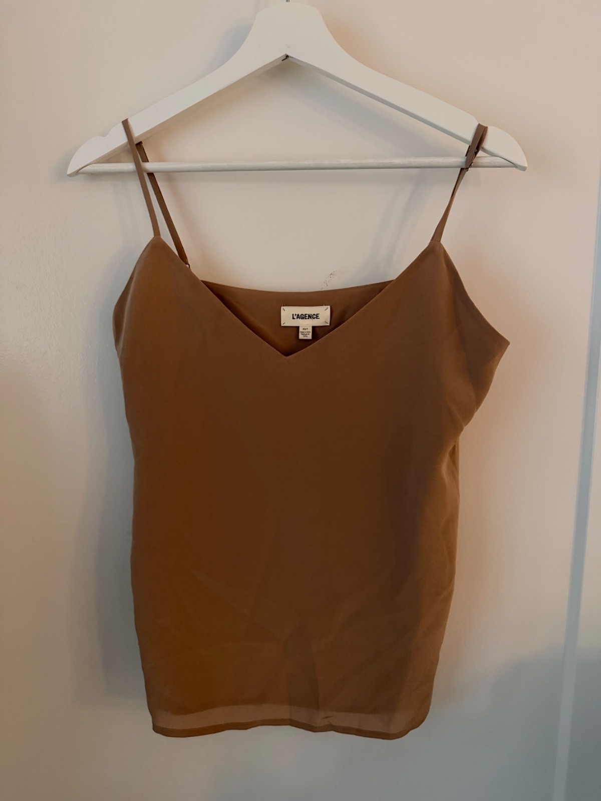 L’AGENCE 100% Silk V-Neck Cami Tank Top Camel Taupe XS