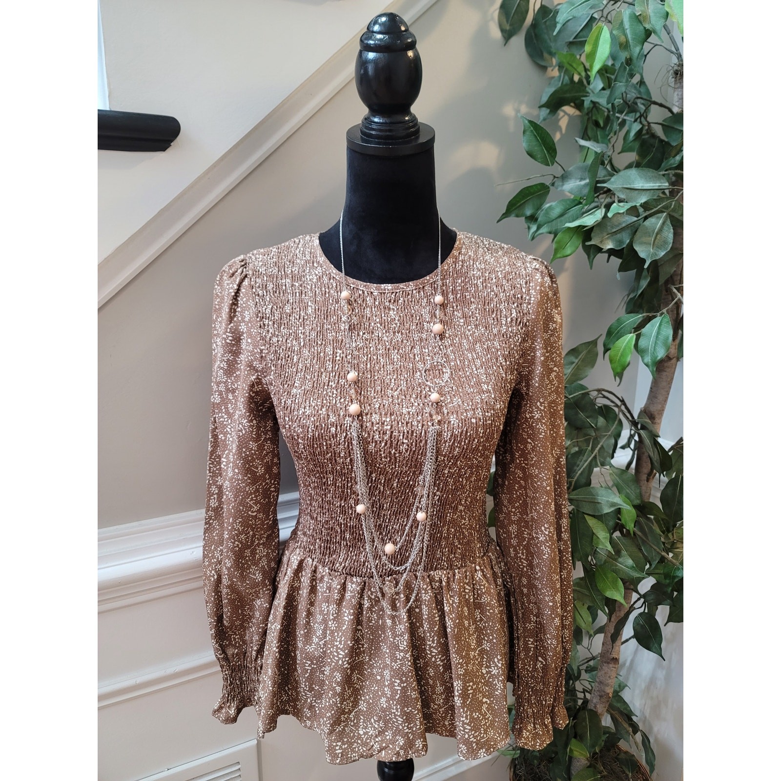 Fashion Peplum Blouse S Brown Floral Polka Dot Shirred Bodice Crew Smocked Party